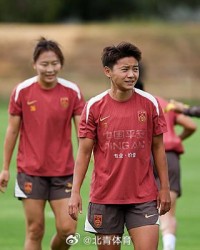 元游棋牌登录入口-女足亚洲杯｜中国女足轻松备战，陈巧珠回归训练阵营