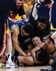 元游棋牌登录入口-0+1+1！绝杀北京之夜他却成最尴尬之人，粤迷：就该给嘉哥打替补
