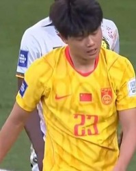元游棋牌-太强！杨希首次代表国足2场抢断11次：单挑完胜法甲球星！